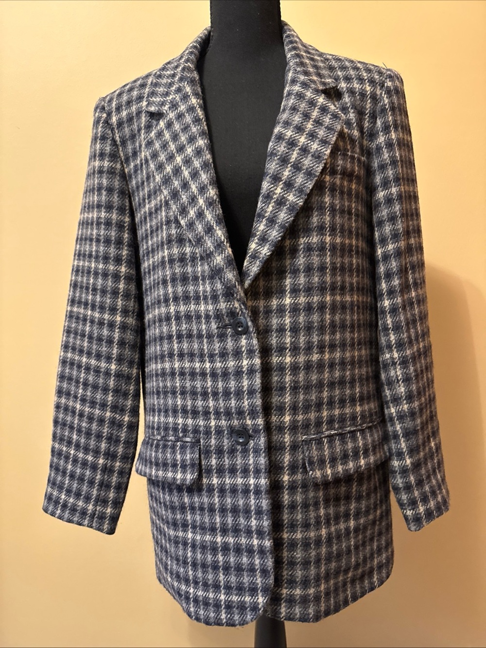 Eddie Bauer Blue and Gray Plaid Wool Blazer